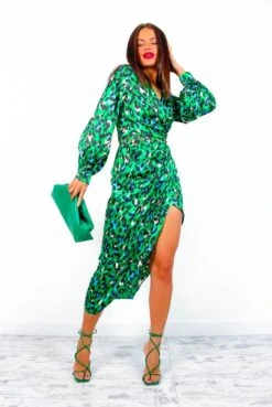 A Class Of Your Own - Green Blue Leopard Midi Dress 12 A Class Of Your Own - Green Blue Leopard Midi Dress -Deals Modashka Store AClassOfYourOwn GreenBlueLeopardMidiDress 4