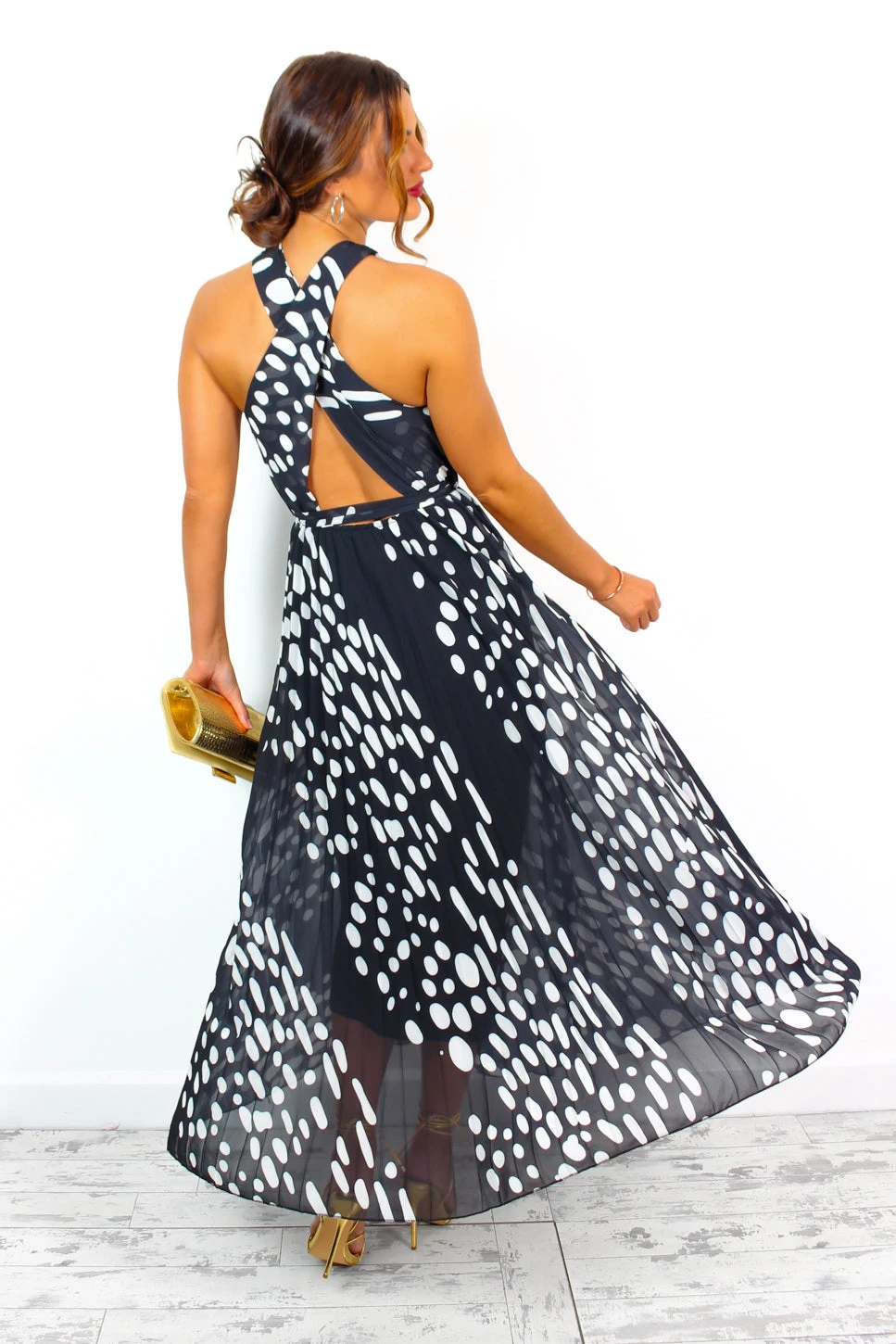 Artemis - Black Spot Pleated Maxi Dress 4 Artemis - Black Spot Pleated Maxi Dress - Image 2