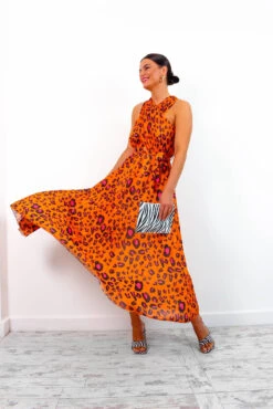 Artemis - Orange Fuchsia Leopard Pleated Maxi Dress -Deals Modashka Store Artemis OrangeFuchsiaLeopardPleatedMaxiDress1