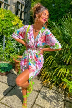 Cocktail OClock - Light Pink Floral Midi Dress