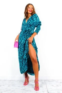Glamorous Drive Em Wild - Blue Black Animal Print Midi Wrap Dress -Deals Modashka Store DriveEmWild BlueBlackAnimalPrintMidiWrapDress 2