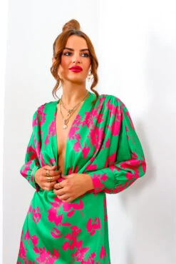 In My Imagination - Green Pink Floral Batwing Midi Dress -Deals Modashka Store InMyImagination GreenPinkFloralBatwingMidiDress3
