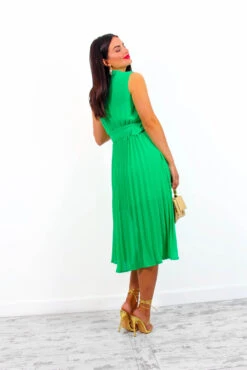 Midsummer Love - Green Pleated Midi Dress -Deals Modashka Store MidsummerLove GreenPleatedMidiDress1