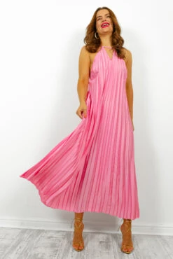 Oh So Darling - Pink Halter Neck Pleated Maxi Dress 11 Oh So Darling - Pink Halter Neck Pleated Maxi Dress -Deals Modashka Store OhSoDarling PinkHalterNeckPleatedMaxiDress6