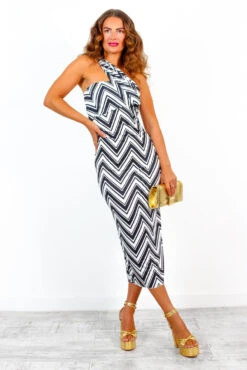 So Into You - Black White Zig Zag Print One Shoulder Midi Dress -Deals Modashka Store SoIntoYou BlackWhiteZigZagPrintOneShoulderMidiDress 3 3