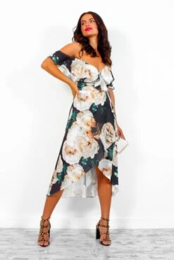 The Hot List - Black Floral Wrap Dress -Deals Modashka Store TheHotList BlackFloralWrapDress4